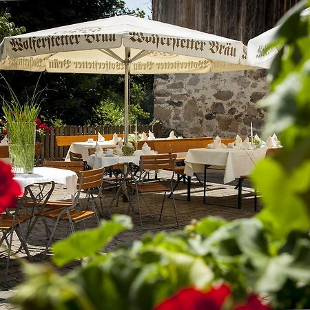 Aicha vorm Wald Hotel Wirtshaus Am Schloss מראה חיצוני תמונה