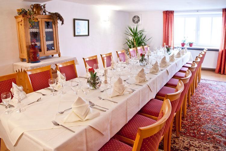 Aicha vorm Wald Hotel Wirtshaus Am Schloss מראה חיצוני תמונה