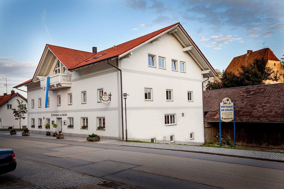Aicha vorm Wald Hotel Wirtshaus Am Schloss מראה חיצוני תמונה