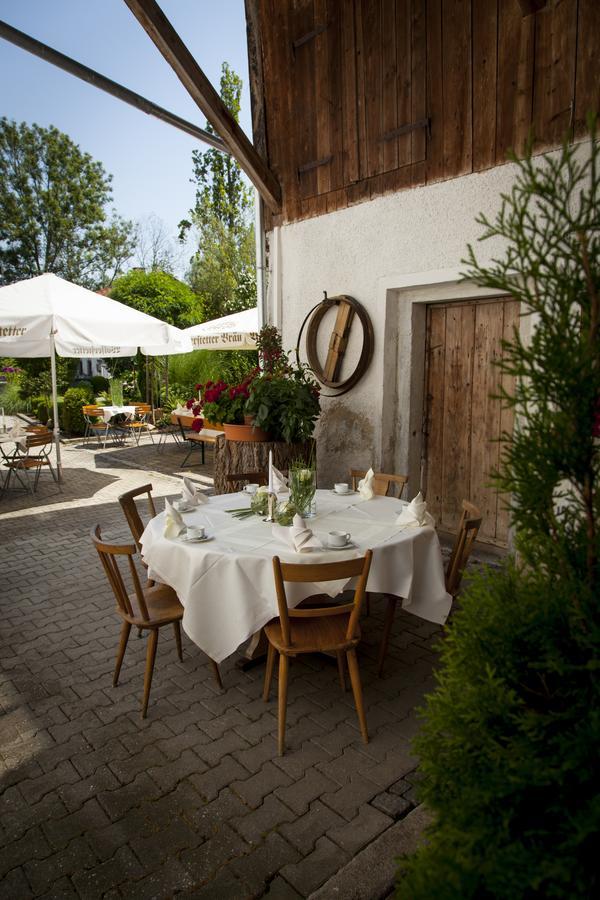 Aicha vorm Wald Hotel Wirtshaus Am Schloss מראה חיצוני תמונה